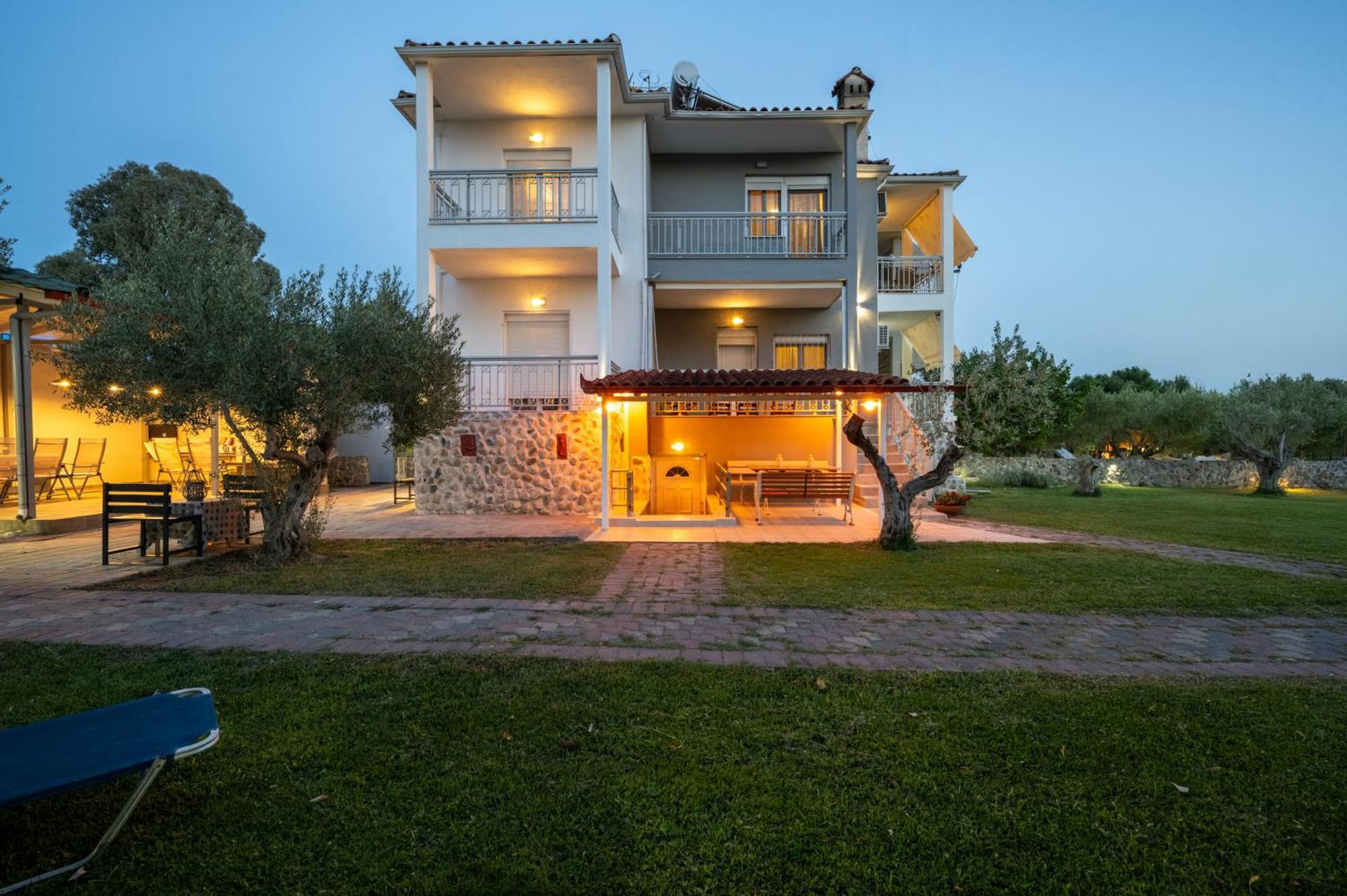 Apartment Azure Nikiti (Sithonia)